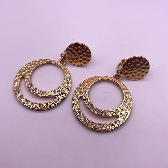 Vintage Gold Tone Rhinestone Clip On Disc Dangle Drop Statement Earrings - Picture 2 of 3